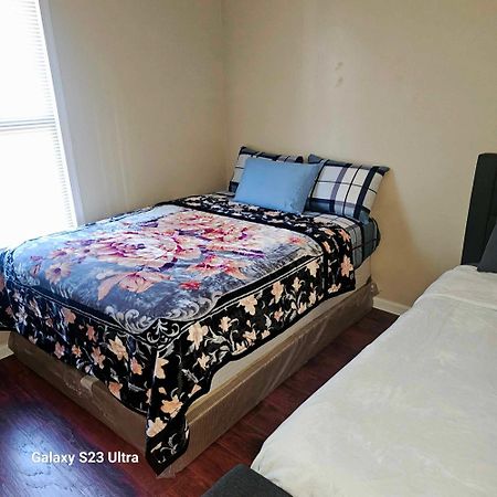 Divine Villa & Resorts Guest House - 283 Lehigh Ave Newark Eksteriør bilde