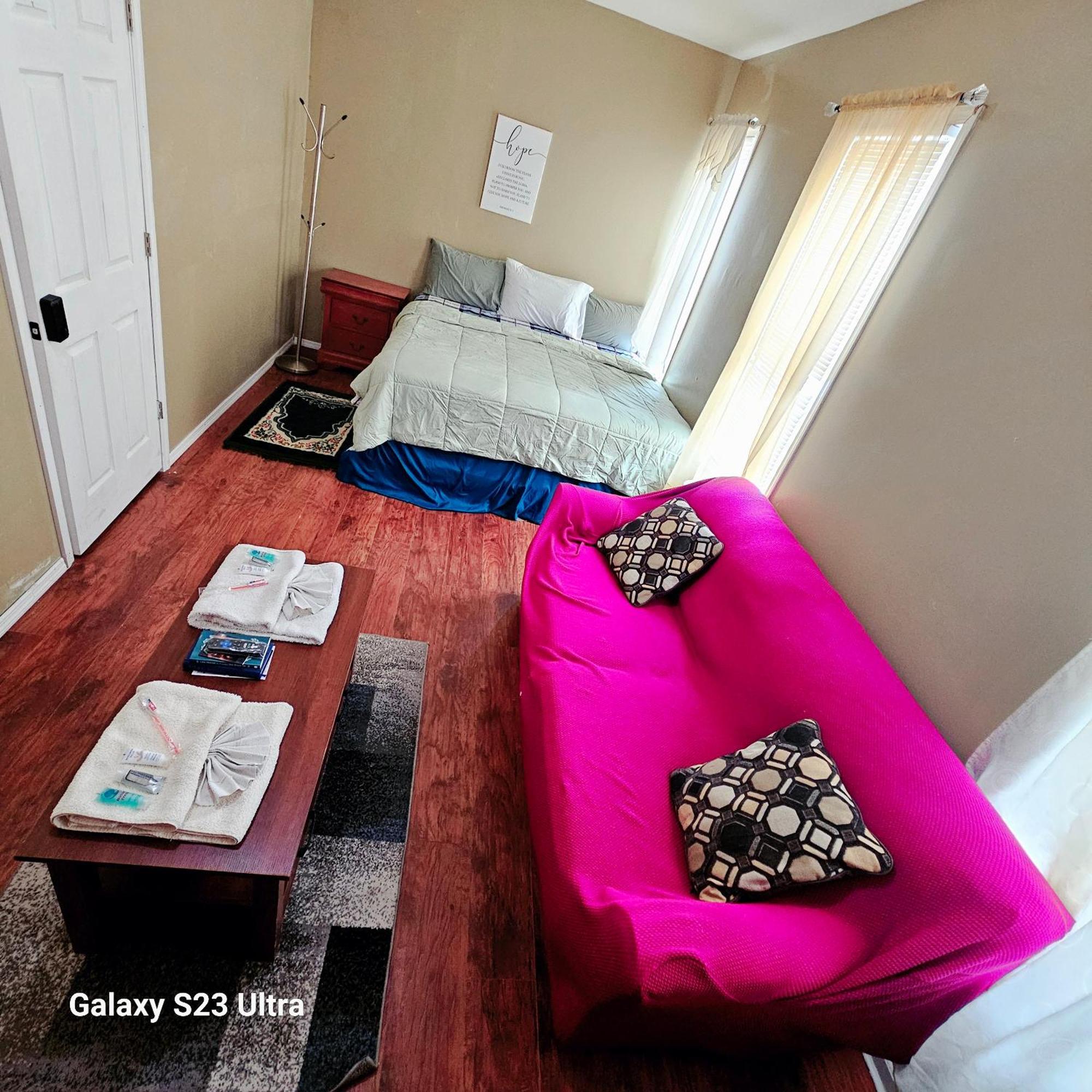 Divine Villa & Resorts Guest House - 283 Lehigh Ave Newark Eksteriør bilde