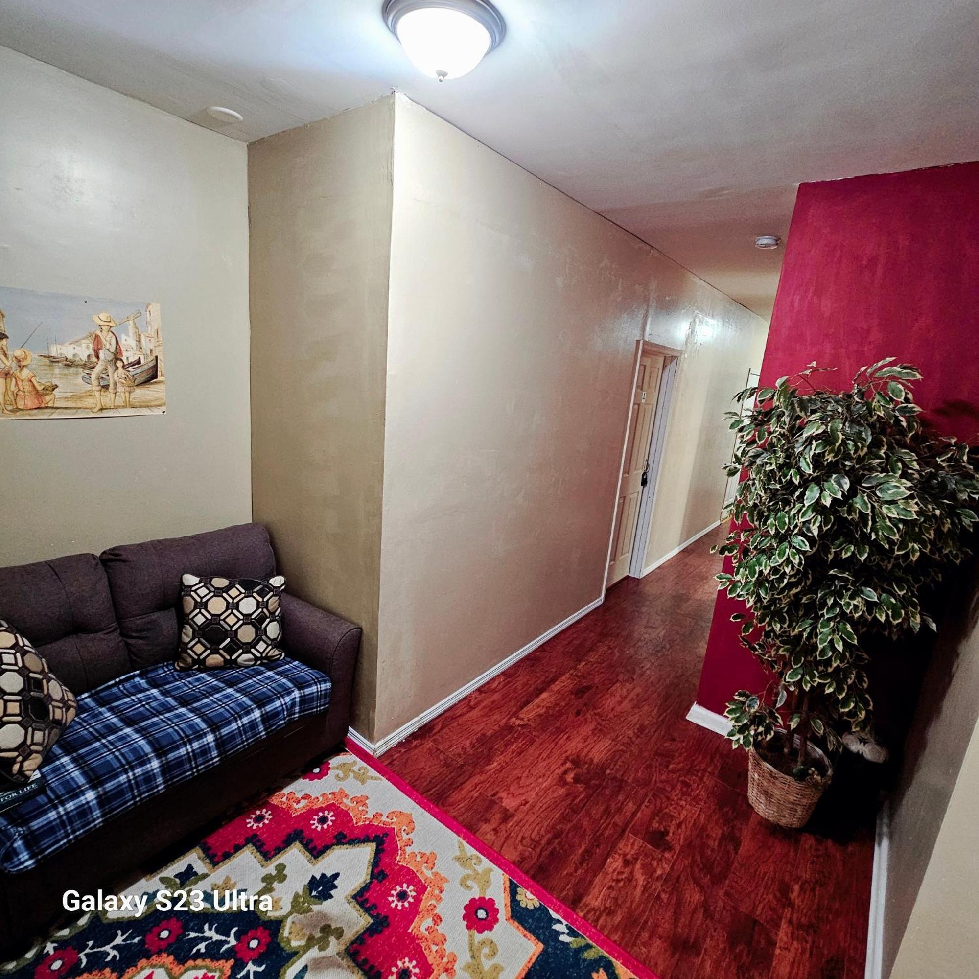 Divine Villa & Resorts Guest House - 283 Lehigh Ave Newark Eksteriør bilde